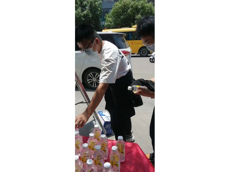 J9集团官网饮品为高考学子助力